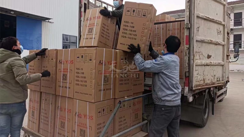 甘肅蘭州100個天馳液氮罐發(fā)貨